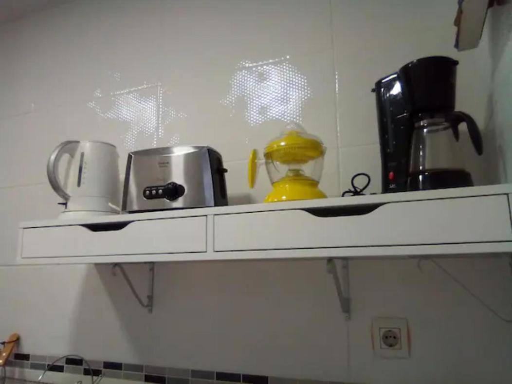 Las Golondrinas habitación en piso céntrico para una o dos personas Saragoça Exterior foto